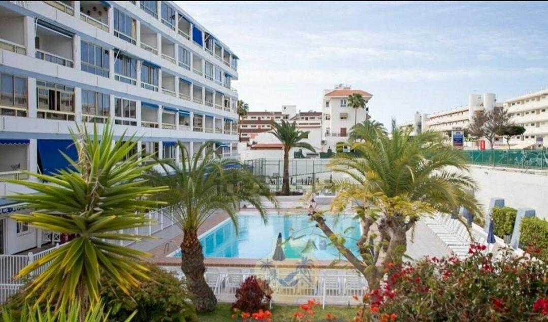 Huoneisto 5 Min Walk From Yumbo 310 Playa del Inglés
